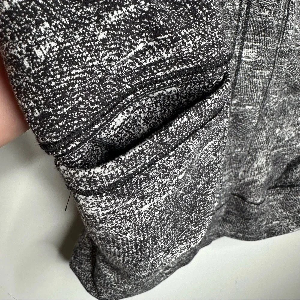 Lululemon Cypress Kiss Half Zip in Rush Jacquard Black White Size 6 - Picture 9 of 15
